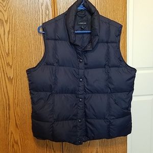 Lands End Women's puffer vest navy blue